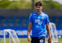 Fredi Lippert sente o gosto da Seleção, mas lesão adia sonho
