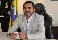 Governador é afastado por suspeita de desvio de recursos públicos