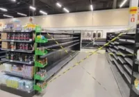 Grande rede de supermercados anuncia fechamento de loja e faz liquidação relâmpago