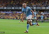 Haaland brilha com 2 gols e City atropela na estreia da Premier League