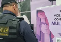 Homem é preso suspeito de importunar mulheres no Farol da Barra imagem