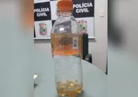 Homens bebem veneno para matar lagarta achando ser cachaça e morrem imagem