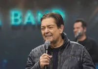 Jornalistas da Globo quebram protocolo com notícia triste sobre Faustão imagem