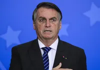 Líder do PT pede prisão de Bolsonaro para garantir "ordem pública"