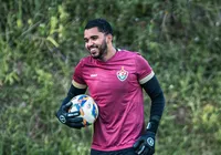 Lucas Arcanjo é um dos goleiros que menos param o jogo na Série A imagem