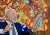 Lula para Trump: “Se quiser negociar, Lulinha paz e amor está aqui"