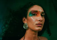 Multiartista baiana Calu Manhães apresenta pocket show no Pelourinho imagem
