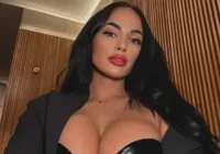 Musa do Onlyfans detona lenda do Real Madrid: “Velho e não toma banho” imagem