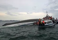 Naufrágio de barco turístico deixa ao menos 34 mortos no Vietnã imagem