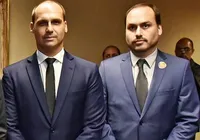 PF investiga filhos de Bolsonaro por transações milionárias suspeitas imagem