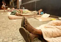 PMs são presos acusados de matar morador de rua com tiros de fuzil imagem
