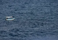 Pescadores passam cinco dias à deriva e são resgatados no sul da Bahia