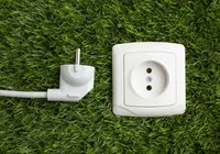 Pode ficar na tomada? 5 dicas de como economizar eletroeletrônicos e eletrodomésticos imagem