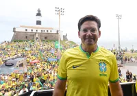 Roma defende anistia e critica julgamento de Bolsonaro em ato na Barra imagem