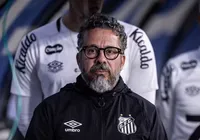 Santos anuncia demissão de treinador antes de encarar o Bahia