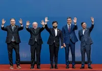 Sem citar Trump, Lula sobe o tom contra extremismo; veja imagem