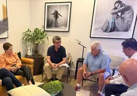 Senadores iniciam negociação sobre tarifas dos EUA ao Brasil imagem