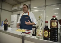 Shoyu na cocada? Chef mistura Bahia e Japão em receita que ninguém esperava