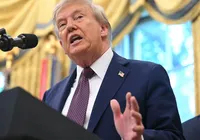 Trump diz que ataque a barco da Venezuela deixou 11 traficantes mortos imagem