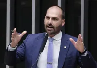 Vai romper? Eduardo Bolsonaro ataca Tarcísio de Freitas nas redes imagem