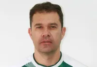Vitória reforça comissão técnica de Chagas com novo preparador físico