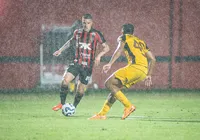 Vitória repete roteiro e alcança sete gols sofridos nos minutos finais em 2025 imagem