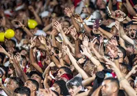 Vitória vence, se afasta da má fase, mas permanece no Z-4 da Série A imagem