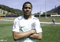 Zagueiro do Vitória é convocado para a Seleção Brasileira Sub-15 imagem