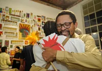 Zé di Cabeça leva a arte da periferia de Salvador para exposição imagem