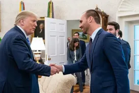 Eduardo Bolsonaro exige anistia para negociar 'tarifaço' de Trump - Imagem
