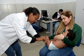 Vacinação contra meningite atinge maior público em Salvador - Imagem