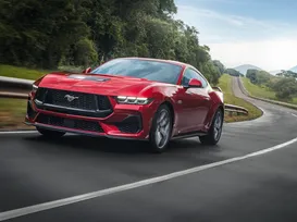 Ford Mustang GT é testado em Salvador e mostra equilíbrio entre força e conforto - Imagem
