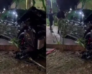 Acidente com carro de luxo destrói estrutura de praça na Bahia