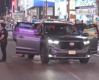 Adolescente provoca tiroteio na Times Square e deixa três feridos