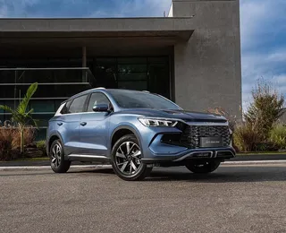 BYD oferece IPVA, seguro e revisões de graça para linha 2026