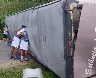 Bahia se solidariza após acidente com ônibus de torcedores a caminho de jogo