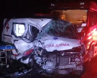 Batida entre carro, ambulância e caminhão deixa um morto e 6 feridos