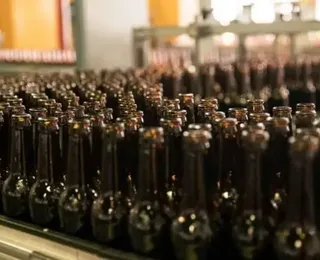 Cervejaria abre concurso para vagas com salários de até R$ 9 mil