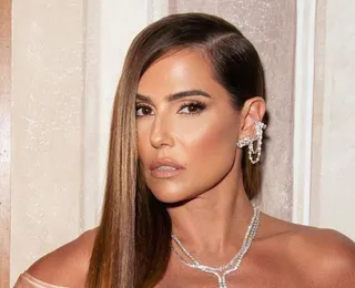 Deborah Secco elege trisal dos sonhos com atrizes globais