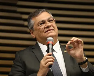 Dino determina que PF investigue R$ 694 mi em emendas parlamentares