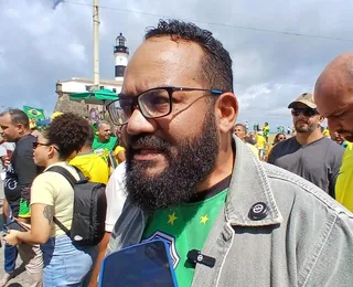 Em ato na Barra, Leandro critica STF e cobra "eleições transparentes"