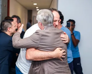 Encontro de peso! Rogério Ceni e Ancelotti surgem juntos antes de Bahia x Santos