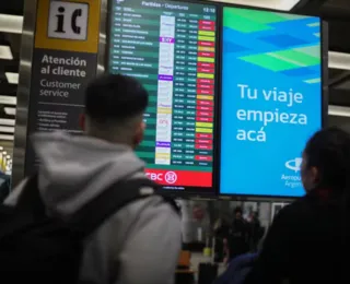 “Erro invisível” faz com que passaportes argentinos fiquem inválidos
