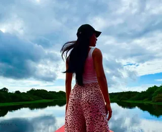 Ex-BBB é criticada ao postar foto de biquíni - Imagem