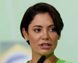 Ex-ministra acusa PF de filmar Michelle Bolsonaro seminua