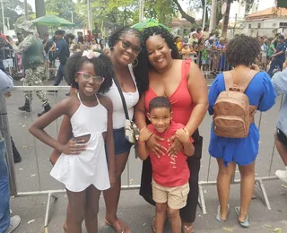 Famílias de todo canto de Salvador vão ao desfile da Independência