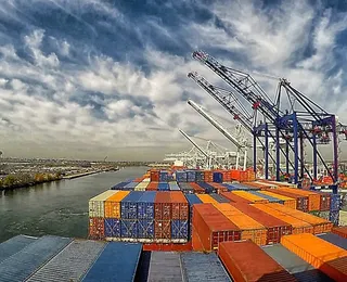 Importadores de ferro dos EUA suspendem contrato com Brasil; entenda
