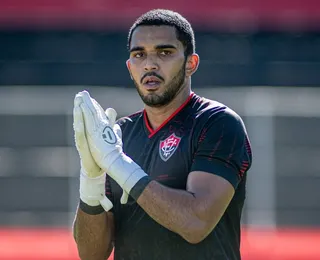 Lucas Arcanjo assume jogo ruim após derrota do Vitória