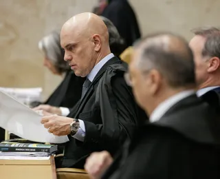 Moraes diz que Eduardo Bolsonaro age de maneira covarde contra Brasil