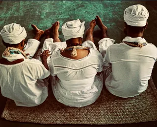 Mostra na Casa do Benin celebra o sagrado nos terreiros baianos